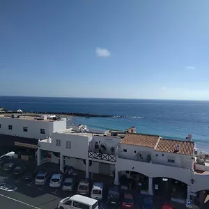 casa-laura-los-cristianos-tenerife.in-canary-islands.com/